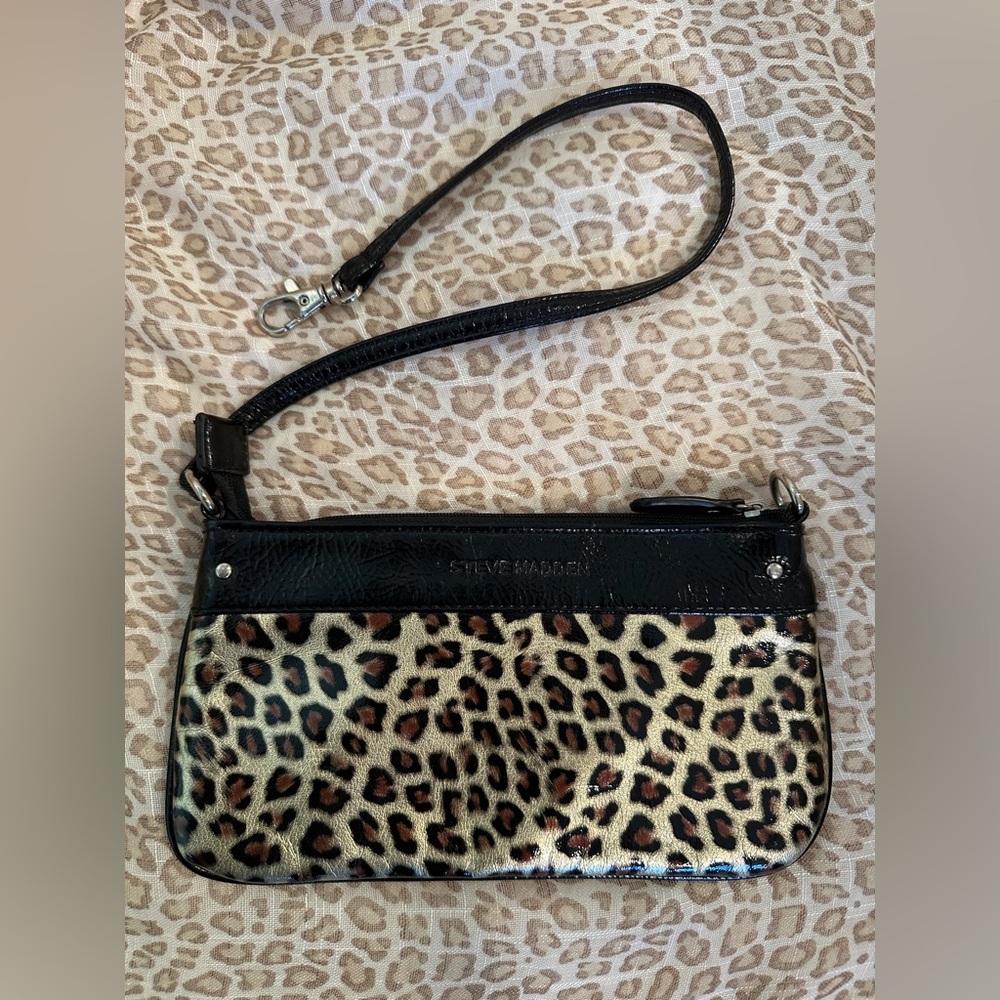 Steve Madden Black and Leopard Wristlet
